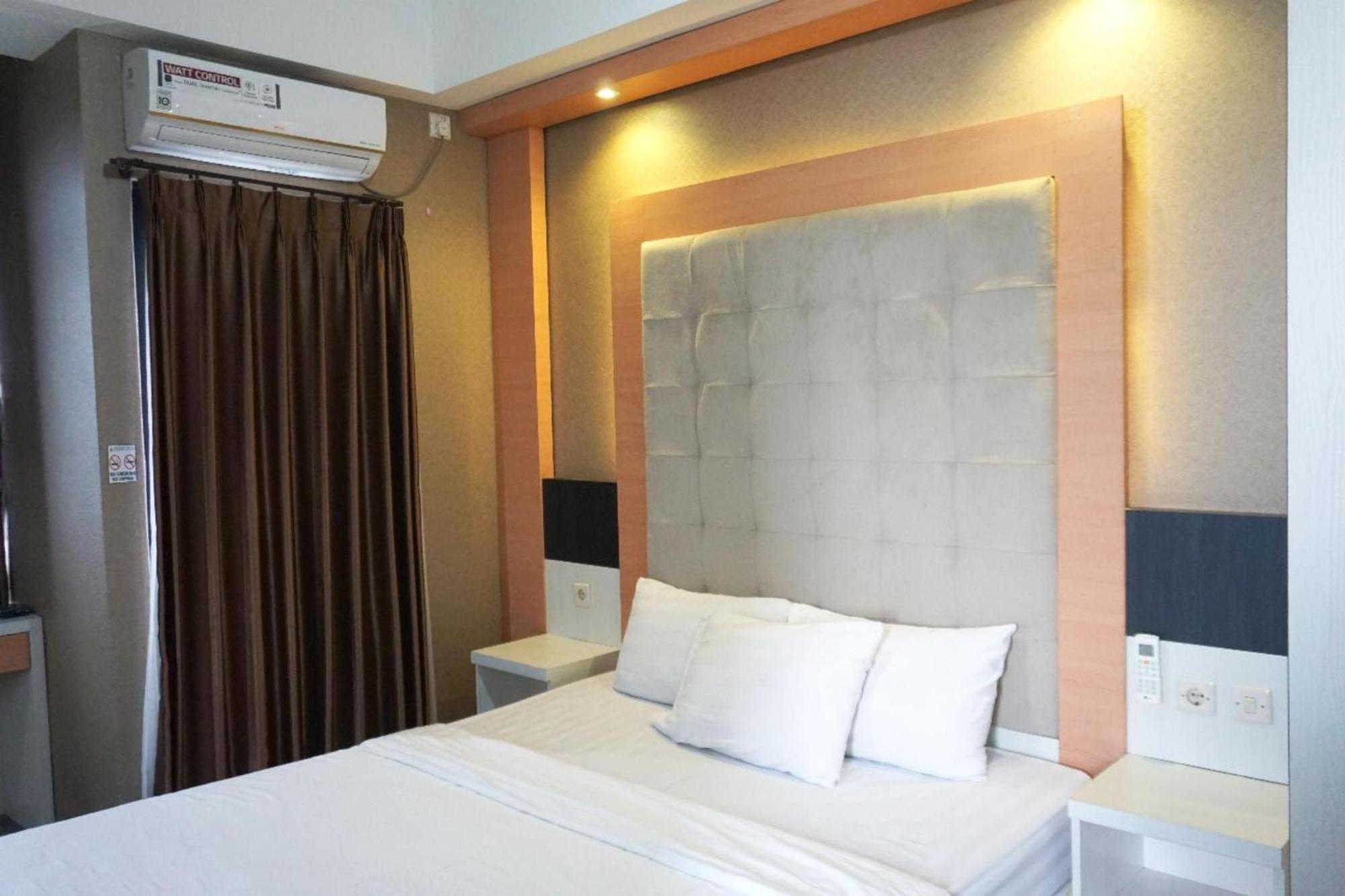 Cordova Suites Semarang Exterior foto