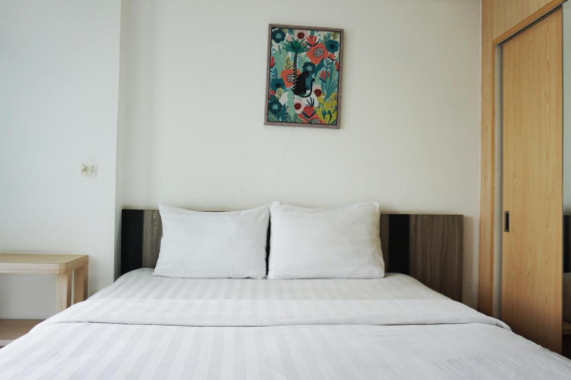 Cordova Suites Semarang Exterior foto